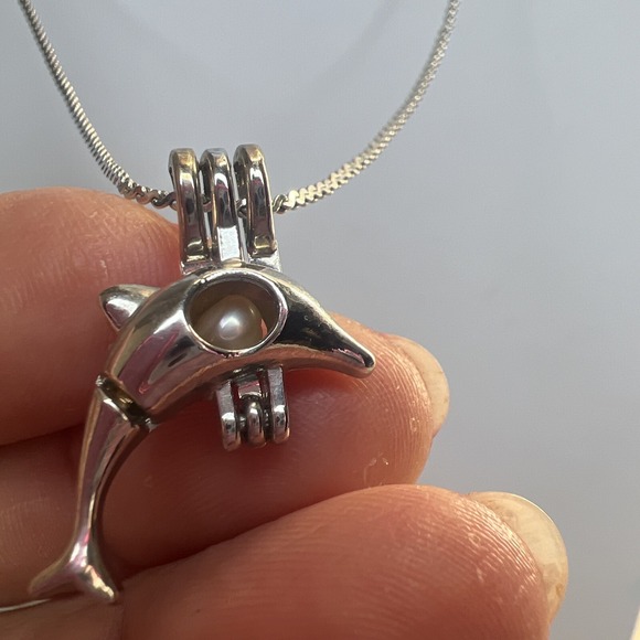 The Unbranded Brand Jewelry - Beautiful‎ Solid Silver 925 Necklace & Dolphin Pendant W/ Pearl